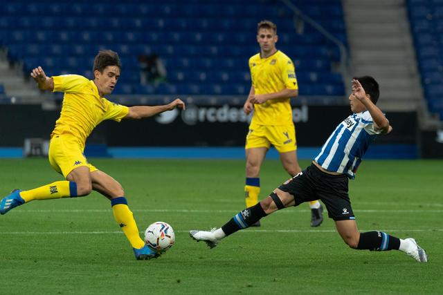 NBA球队只能有3份双向合同 崔永熙与多人竞争